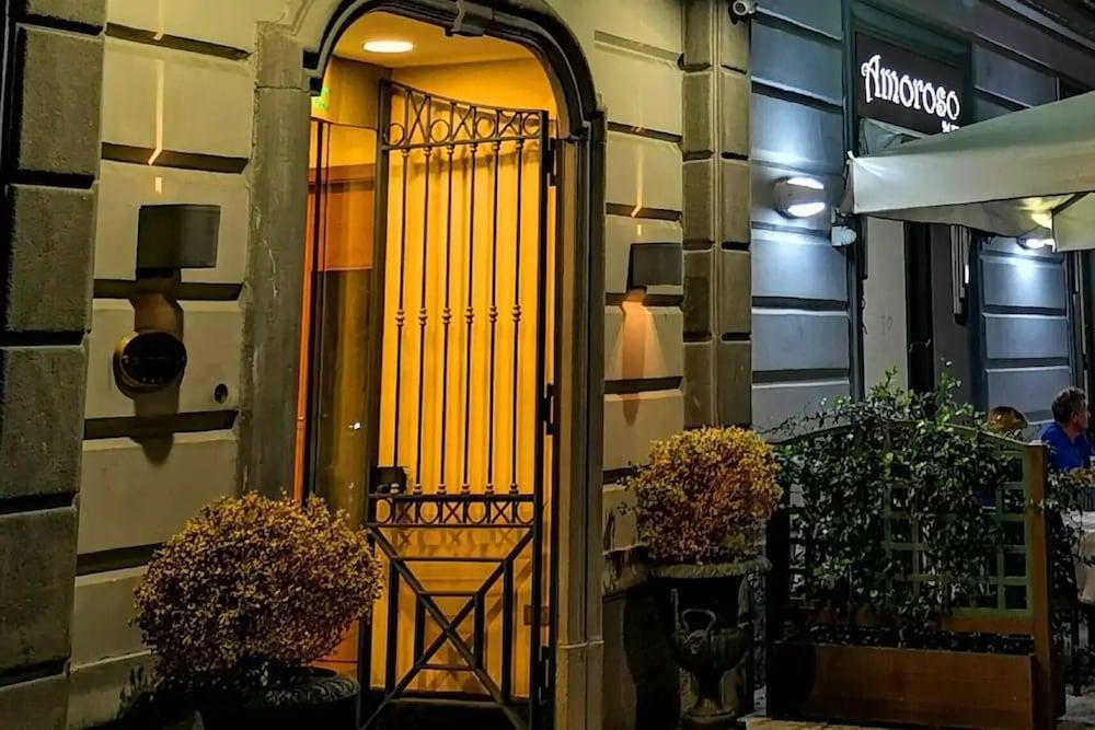 Hotel Potenza Napels Buitenkant foto