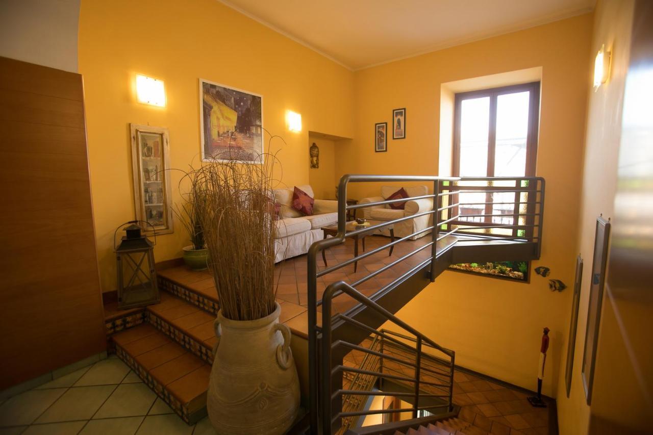 Hotel Potenza Napels Buitenkant foto